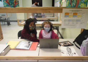 Milwaukee requiring masks in schools just one day after mandate was dropped
