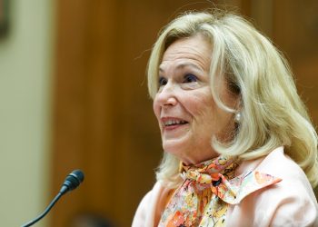 Birx: Trump administration underplaying pandemic led to ‘false sense of security’