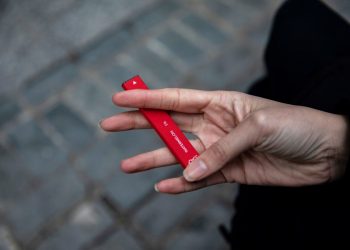 FDA, DOJ sue vape shops for ignoring warnings about illegal sales