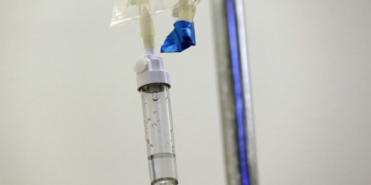 FDA to import more Chinese cancer drugs amid shortage