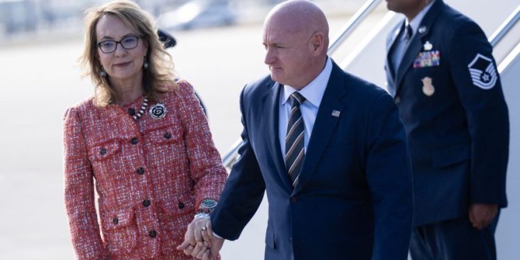 Kelly, Giffords share IVF journey to highlight challenges to reproductive rights
