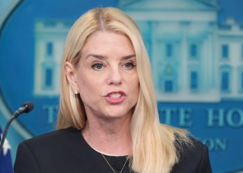 DOJ drops charges against Utah doctor accused of throwing away COVID vaccines, distributing fake vaccination cards