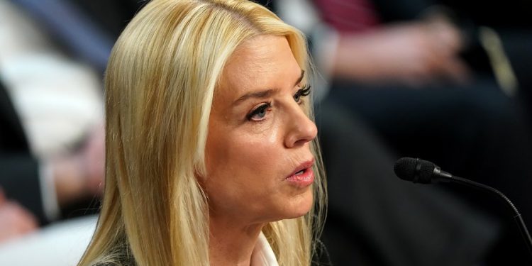 Charges dropped against Utah doctor accused of throwing away $28,000 in COVID vaccine doses